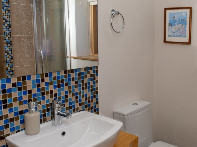 Bathroom 4, Cherryhill Lodge, Newry, Mourne and Down