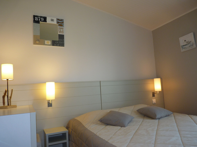 Bedroom 3, VVF Île de Ré Sainte-Marie-de-Ré, Charente-Maritime