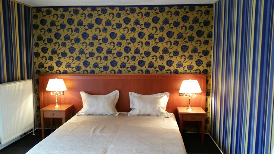 Bedroom 3, Hotel Restaurant Landhaus Rebstock, Worms