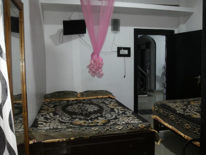 Bedroom 2, White Home, Haputale