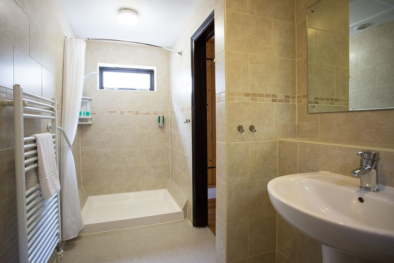 Bathroom 4, Greenbanks Hotel, Norfolk