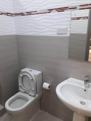 Bathroom 4, Kaazmein Lodge, Livingstone