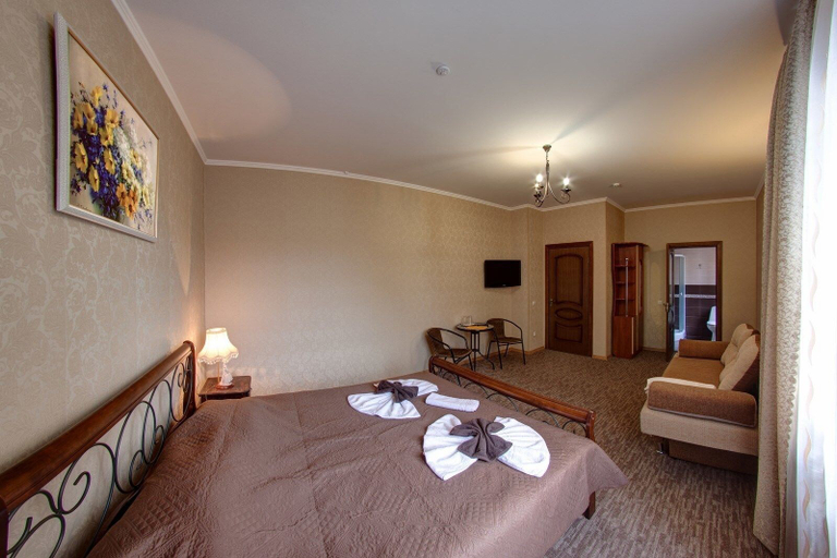 Bedroom 2, Hotel Sofia, Iaremchans'ka