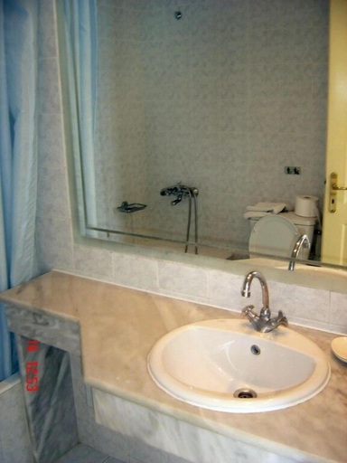 Bathroom 4, Hotel Polydoros, Crete