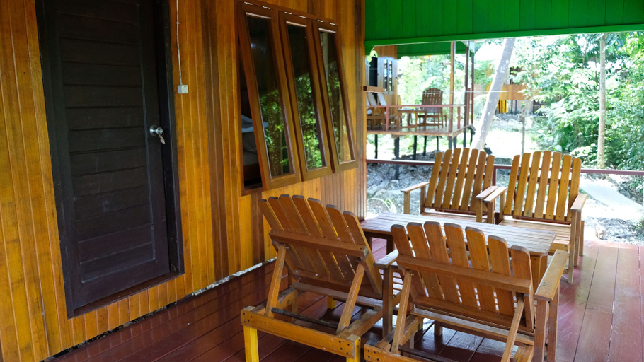 Others 4, Maratua Guesthouse, Berau