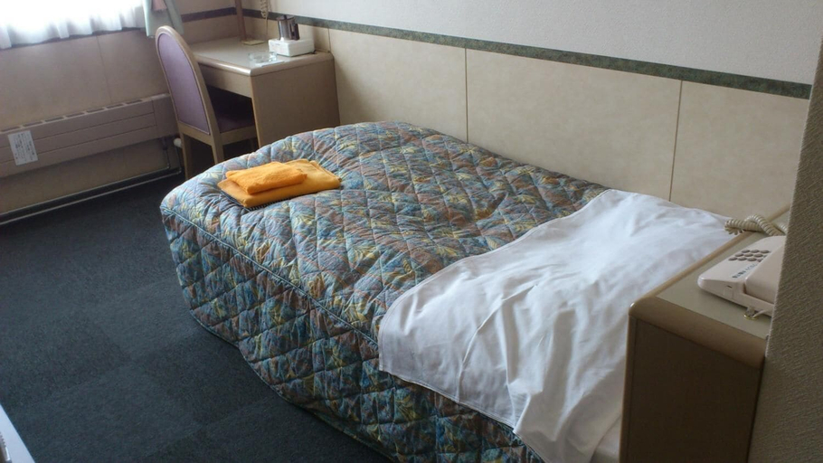 Bedroom 2, Business Hotel Motonakano, Tomakomai