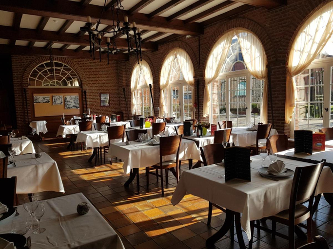 Food & Drinks 4, Hotel Du Chateau De La Motte, Nord