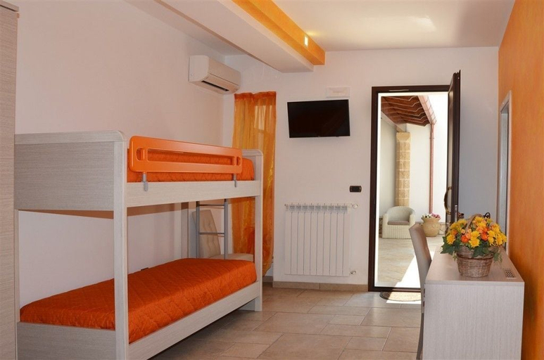 Bedroom 3, B&B Anemos, Lecce