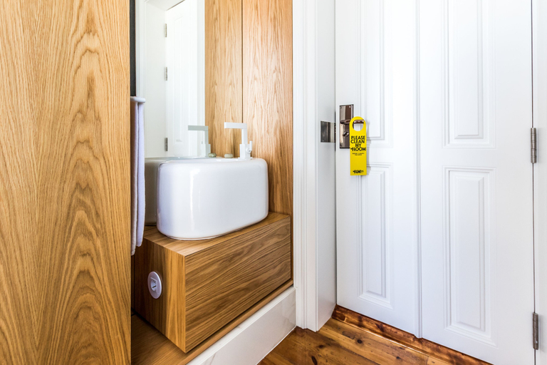 Bathroom 4, RM The Experience - Small Portuguese Hotels, Setúbal