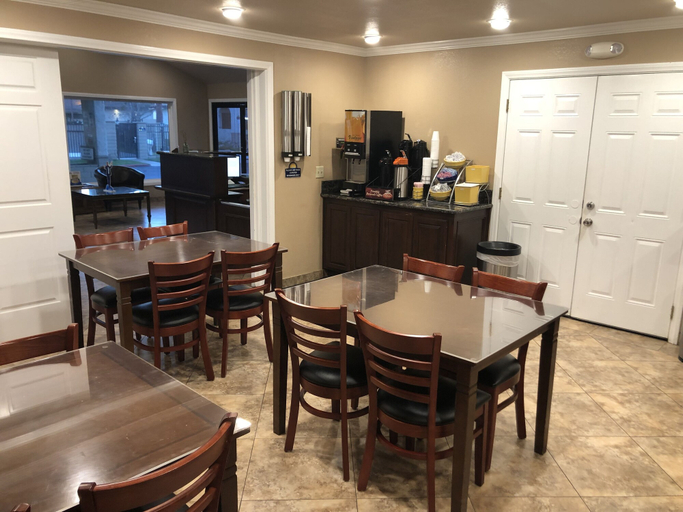 Others 5, Days Inn by Wyndham Camarillo - Ventura, Ventura