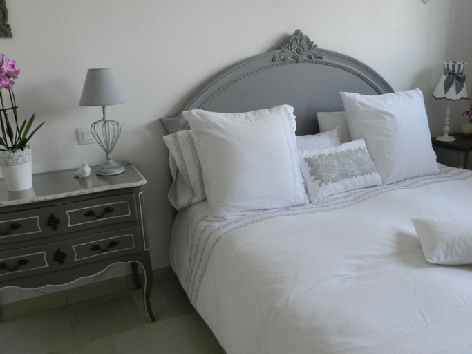 Bedroom 3, Le Pressoir, Calvados
