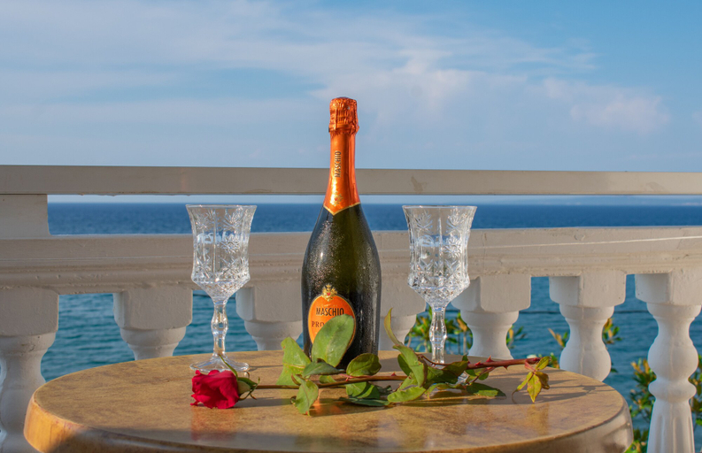 Food & Drinks 5, Agoulos Beach Hotel, Ionian Islands
