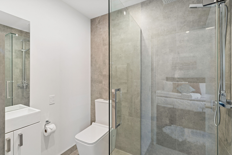 Bathroom 3, A LUCKIE CHARM - 5-BEDROOM TOWNHOUSE, Queenstown-Lakes