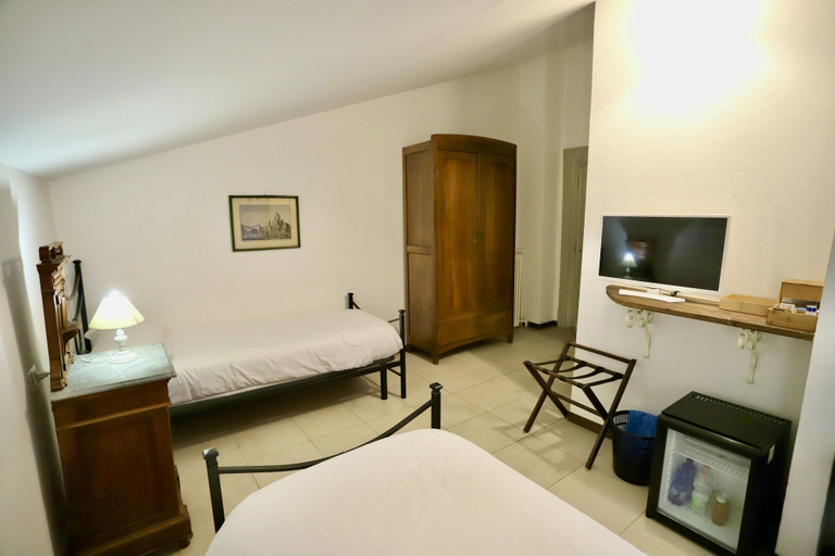 Bedroom 4, La Villa Del Lago, Varese