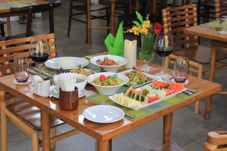 Food & Drinks 5, Mount Inle Hotel & Resorts, Taunggye