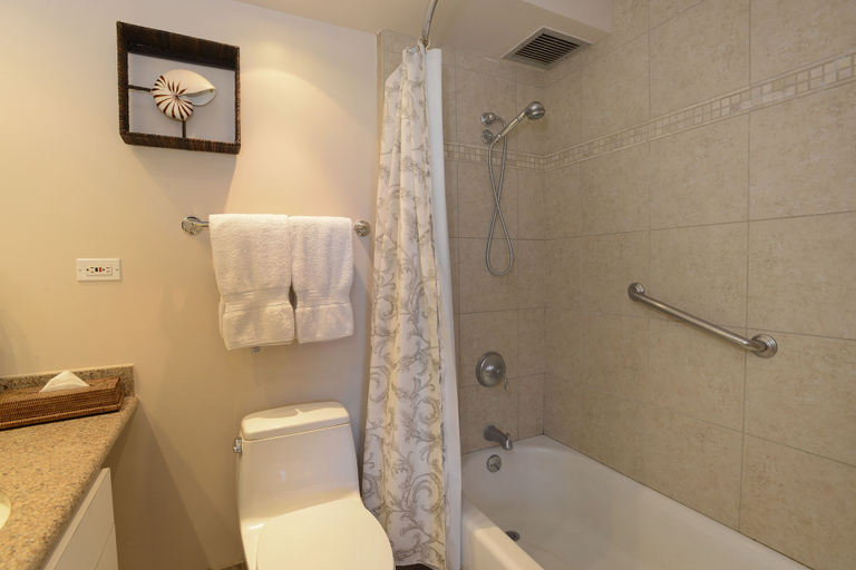 Bathroom 4, Mana Kai Maui- Official Onsite Rental, Maui