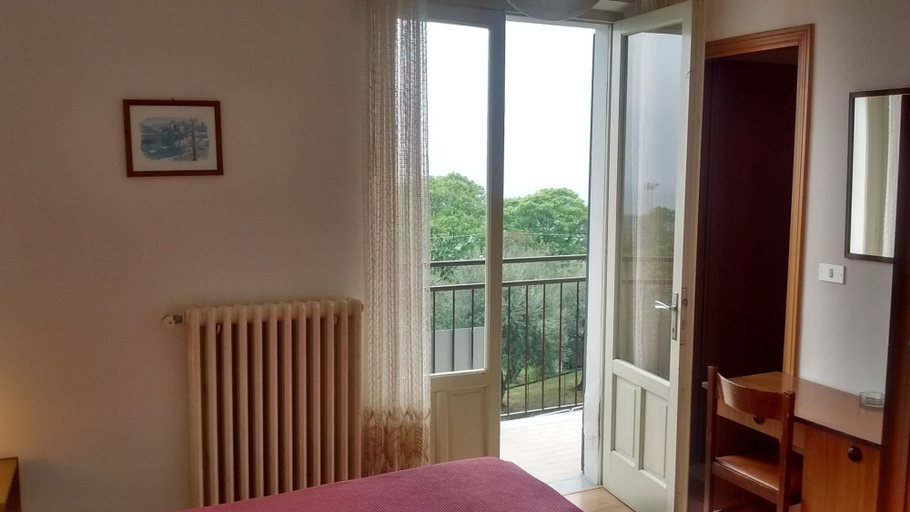 Bedroom 3, Hotel Silvana Garnì, Brescia