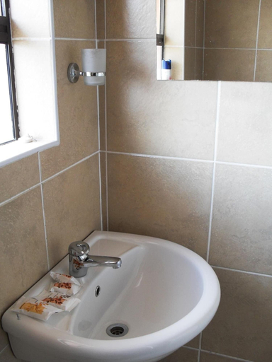 Bathroom 3, Scenery Guesthouse Stadium