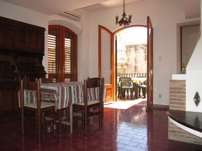 Others 5, Come In Sicily - Al Mercato, Messina