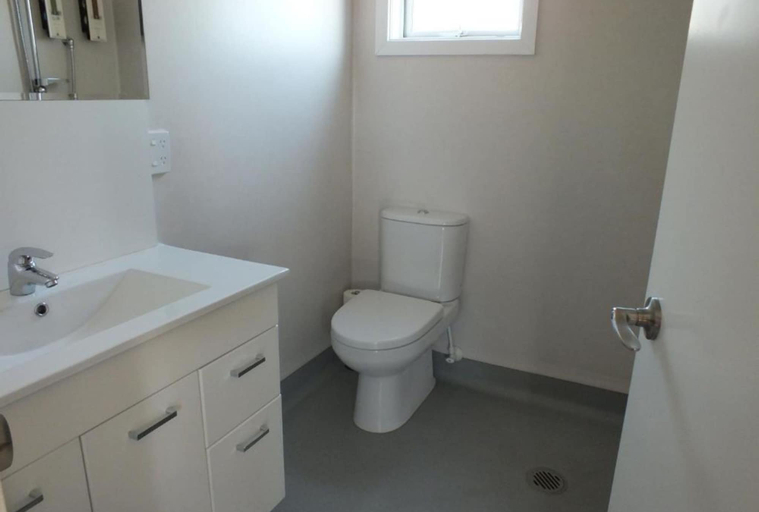 Bathroom 3, Cranford Cottages And Motel, Christchurch