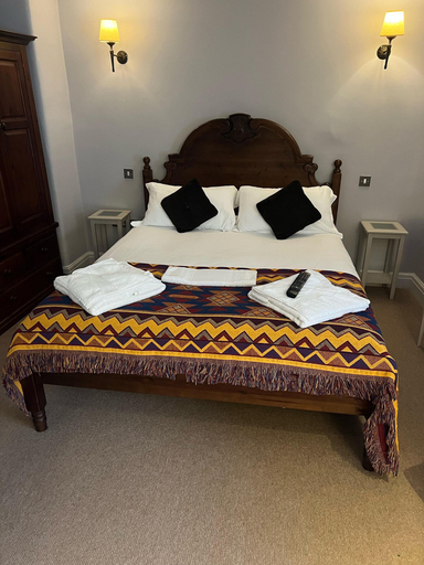 Bedroom 3, The George Inn, Devon