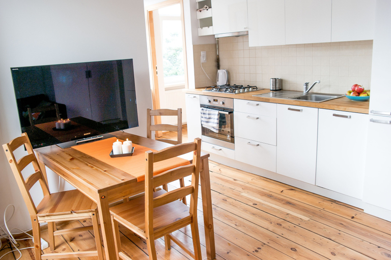 Others 5, Sopot Sleeps - Sopot Suite, Sopot