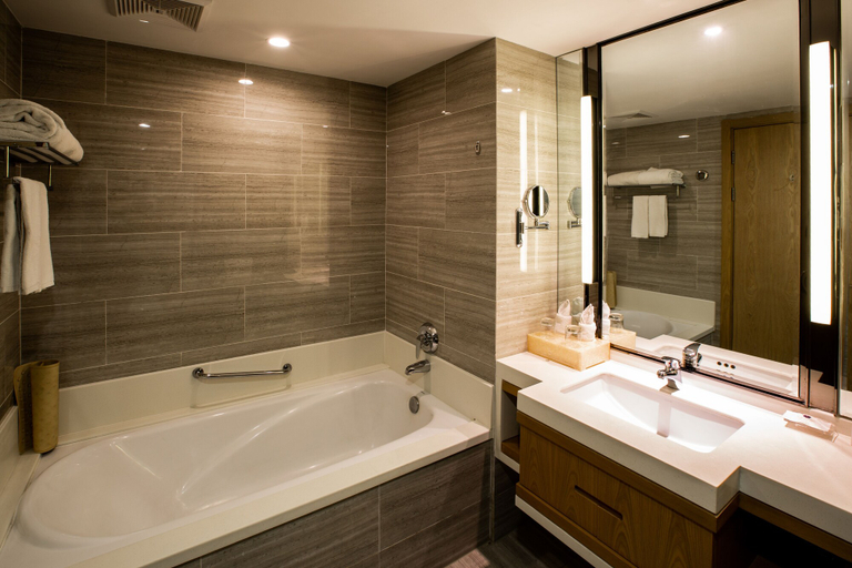 Bathroom 3, Suzhou Canal Garden Hotel, Suzhou