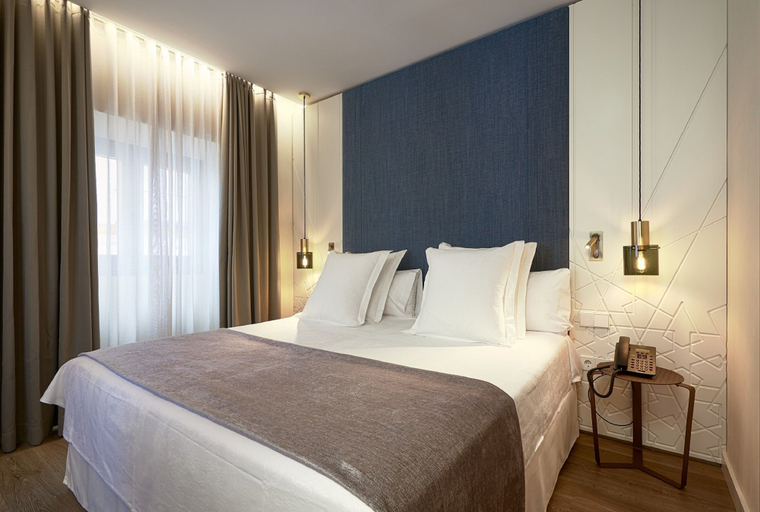 Bedroom 2, Suites Murillo Plaza Sta Cruz, Sevilla
