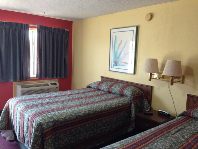 Bedroom 2, De Leon Inn, Comanche