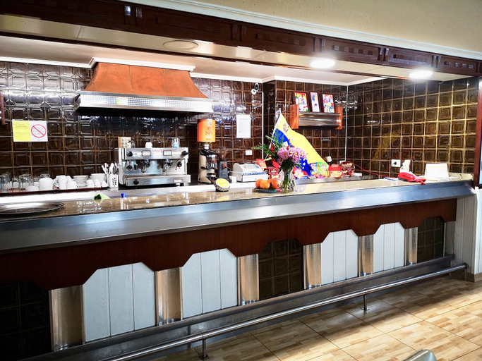 Food & Drinks 3, Hostal Louro, Pontevedra