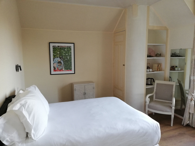 Bedroom 3, Moulin d'Orgeval, Yvelines