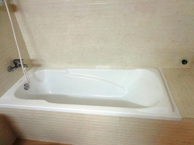 Bathroom 3, Borey Bokor Guesthouse, Kampot