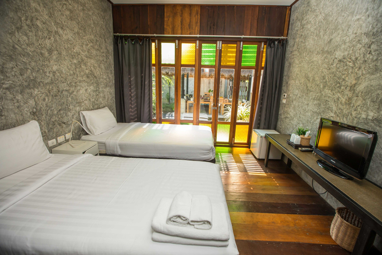 Bedroom 3, ChababaanCham Resort, Amphawa