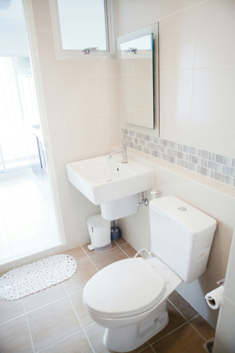 Bathroom, Baan Khun Koey A414 by Huahin Holiday Condo, Hua Hin