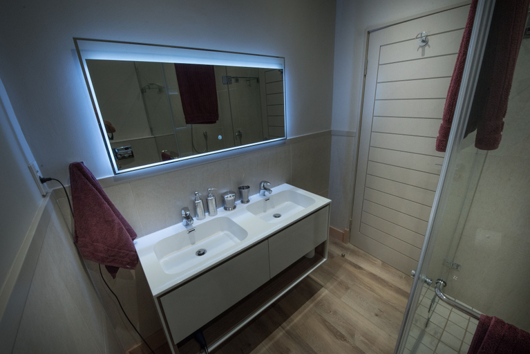 Bathroom 3, Vrede Self Catering, City of Cape Town
