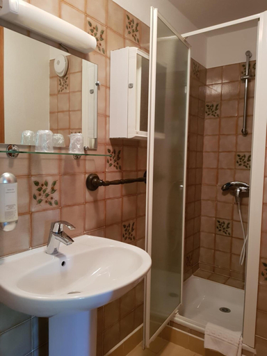 Bathroom, Auberge du Point Sublime, Alpes-de-Haute-Provence