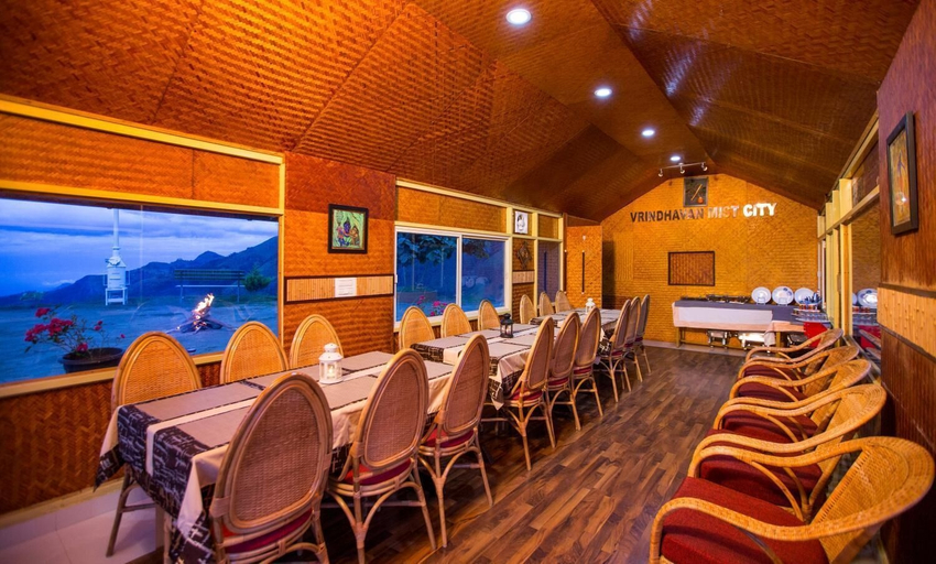 Food & Drinks 5, Vridhavan Mist City, Idukki