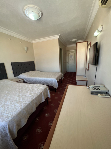 Bedroom 1, Osmanbey Hotel, Merkez