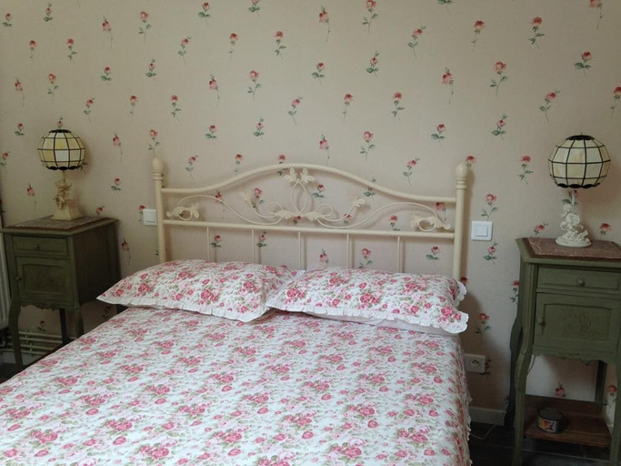 Bedroom 3, L'Auberge Des Oiseaux Chantants, Pas-de-Calais