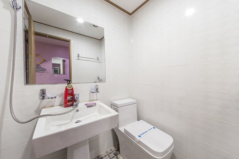 Bathroom 3, Hostel Korea 10th, Jongno
