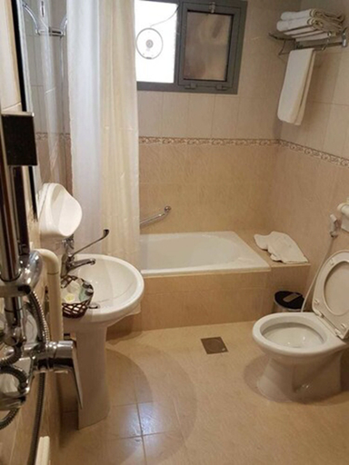Bathroom 5, Sadaf Hotel, Dubai