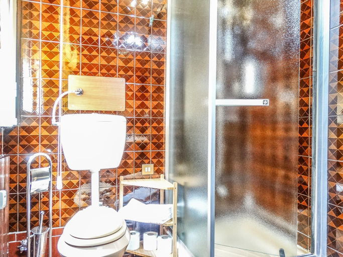 Bathroom 2, B&B Morelli 1, Rome