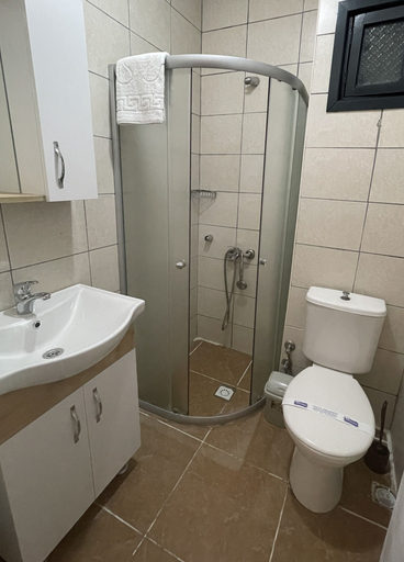 Bathroom 5, Esmana Otel, Bodrum