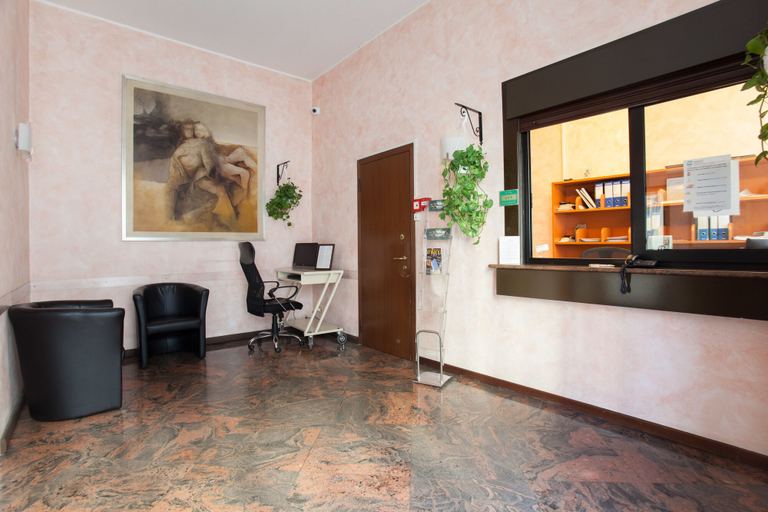 Others 5, Residence Lepontina, Milano