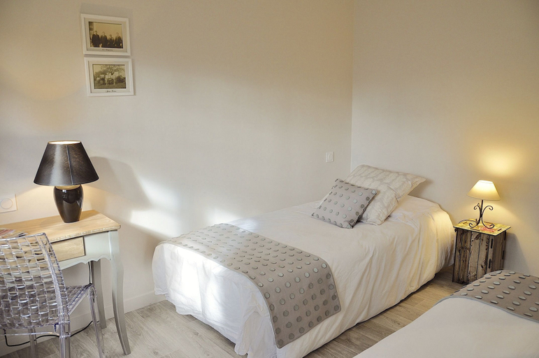 Bedroom 3, Au Jardin de Lisa, Sarthe