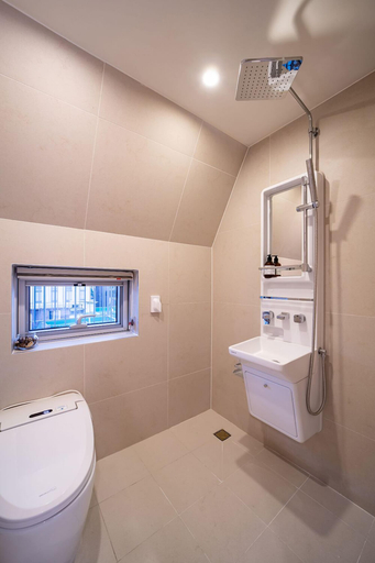 Bathroom 5, The Phase Boutique Hotel, Jung