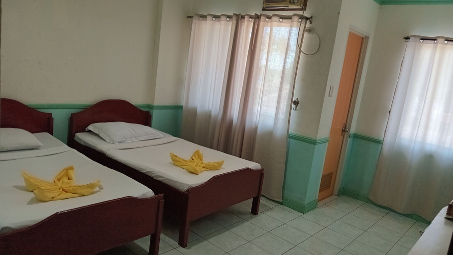 Bedroom 2, North Shores Inn, Currimao