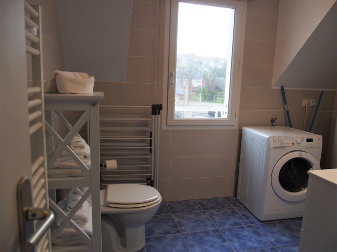 Bathroom 5, Appartements de la Baie, Finistère