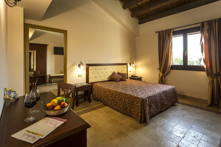 Bedroom 4, Badiula, Syracuse