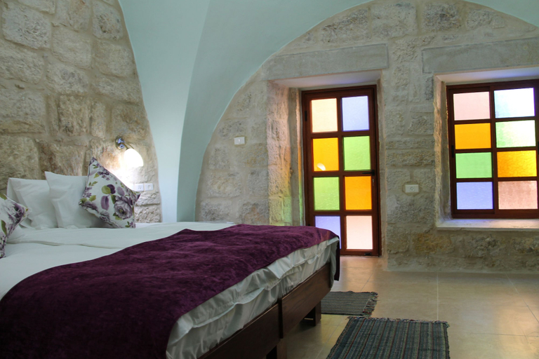Bedroom 2, Dar Sitti Aziza, Bethlehem